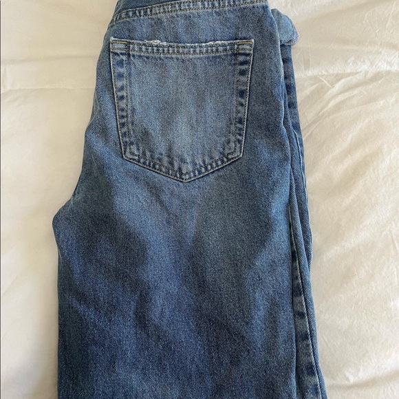 Size 25,never worn mom jeans!’ - Picture 4 of 4